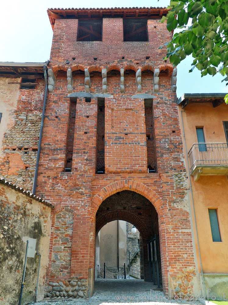 Ponderano (Biella) - Torrione del castello